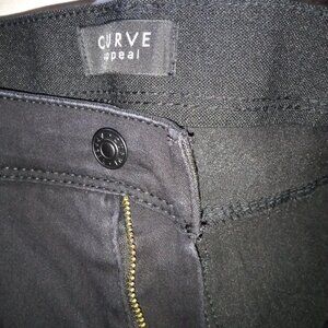 NEW Curve Appeal jeans size 14/32 black